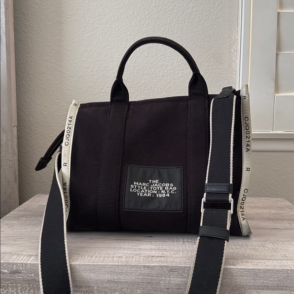 Marc Jacobs Black Canvas 'The Tote Bag' with White Trim - Picture 2 of 3